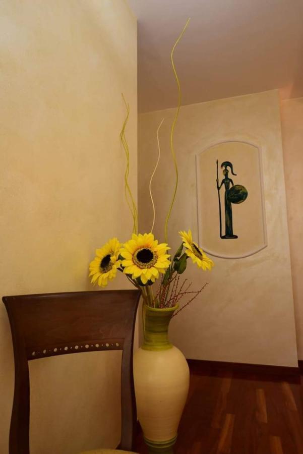 Albergo La Locanda Degli Apolidi Atena Lucana Exterior photo